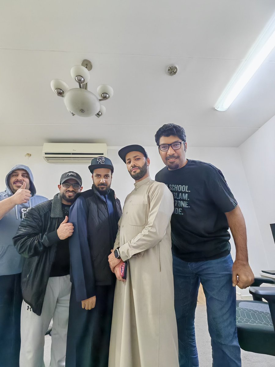 فيديو قريب مع مؤسسين اليوتيوب