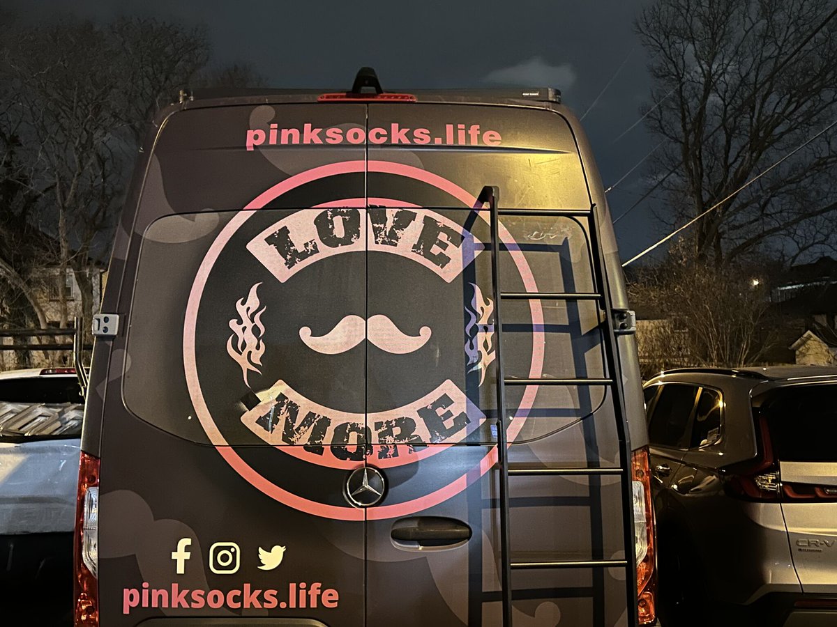 One of the best parts of #ViVE25 - getting to spend time with Nicholas Adkins, MBA and the #pinksocks family. An amazing community doing amazing work!