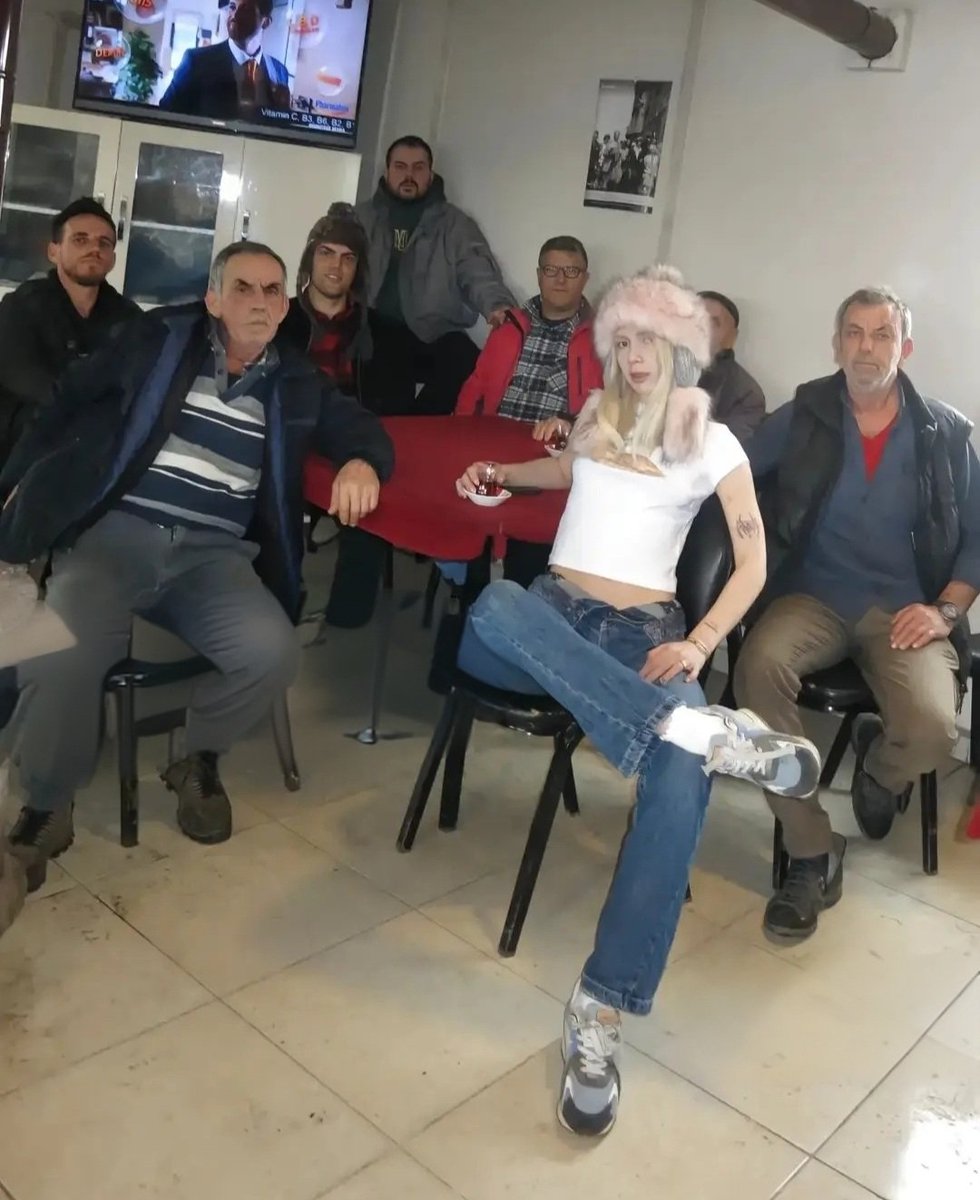 Futbol taymında bu gece biz

Galatasaray - Fenerbahçe