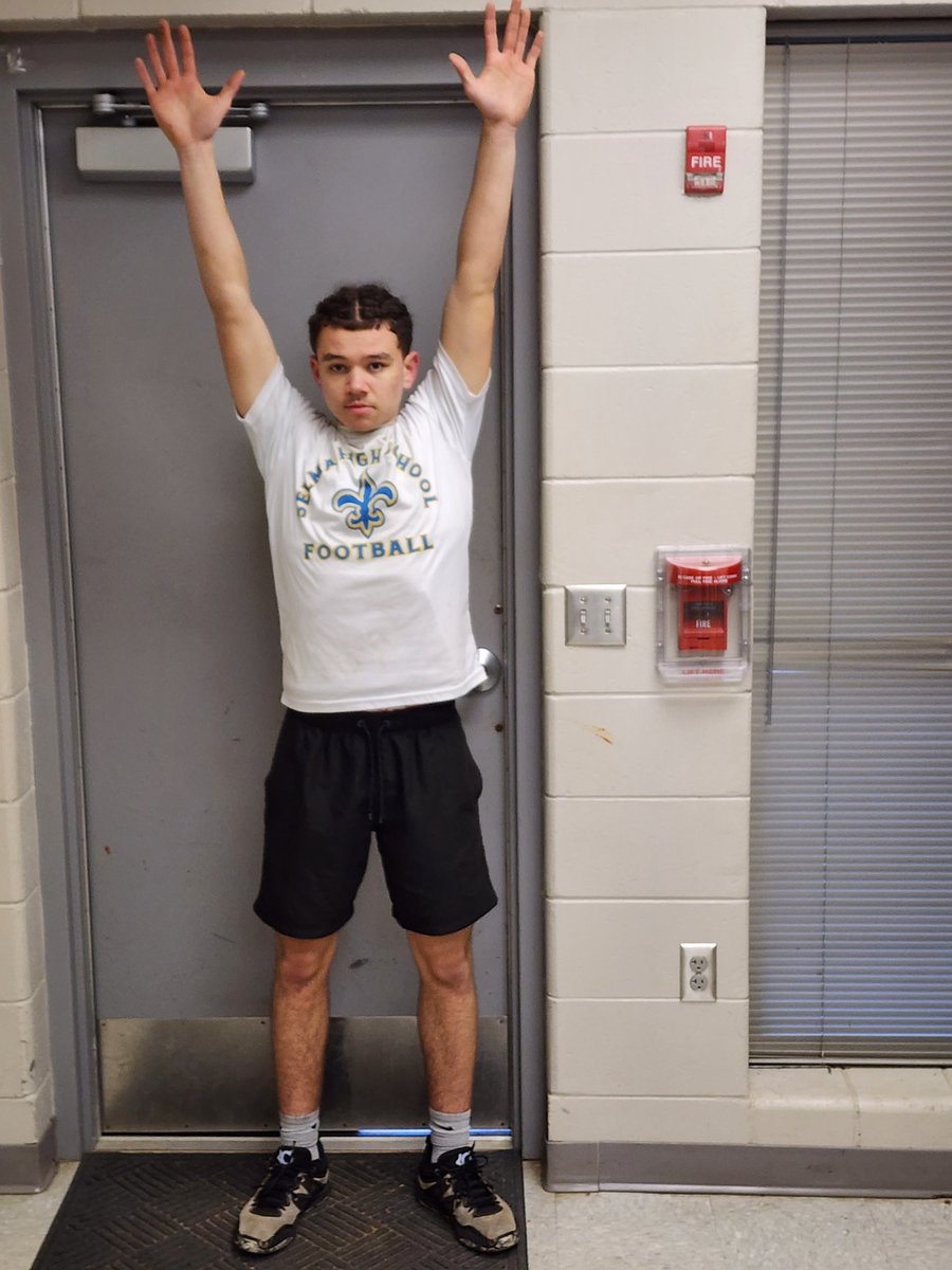 SelmaRecruit's tweet image. Blaine Scott
@BlaineScott08 
Class 2027
WR 5'11 160
@SelmaHighSaints 
hudl.com/v/2QZzgj