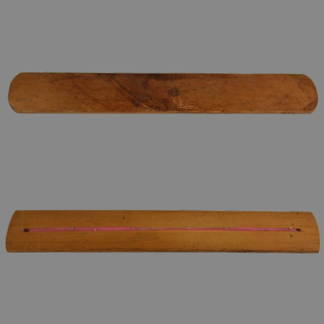 RCPIArchive's tweet image. Before plaster casts were used for fractures, wooden splints (like these mid-20th century ones) were tied to the fractured limb to immobilise it 🦴 Splinting is still used today for sprains, dislocations, and broken fingers 🖐️

#RCPICollections #MedicalMuseums #MedicalHistory