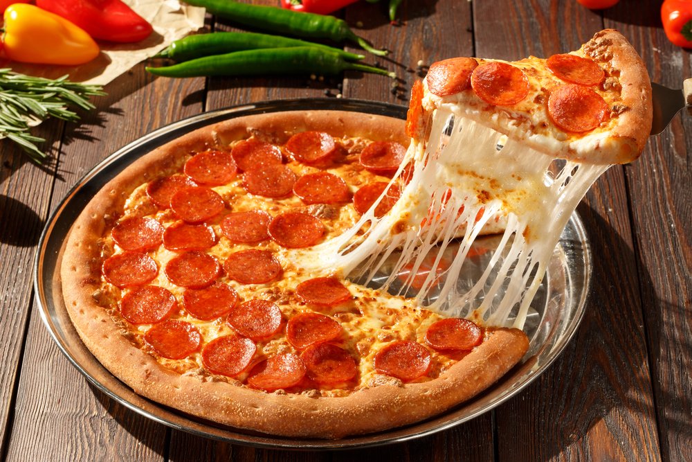 Dominos’ Cash Flow Dilemma: Are There Enough Slices to Feed Everyone?

Domino's $DPZ, the world's largest and arguably most-delicious pizza chain, reported in its FY 2024 results that same-store-sales grew 3.2% domestically and 1.6% internationally.

After factoring in the 775