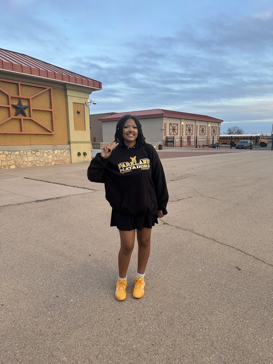 Senior Toni Barnes walks away with second place after a tough well fought battle with Coronado in the finals of #1 girls singles. 6-7(5-7), 1-6