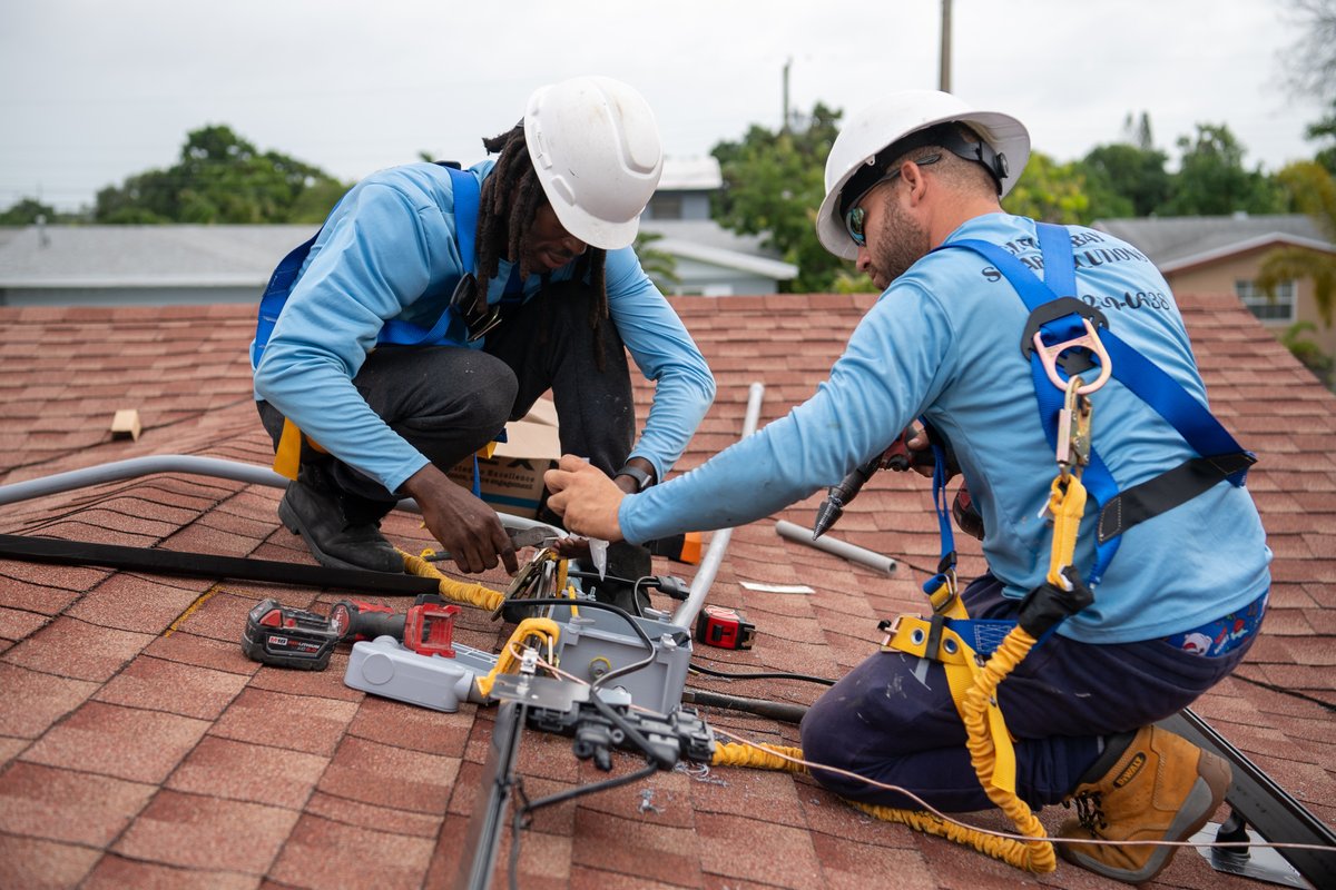 Thinking of getting solar panels for your home? <a href="/MiamiDadeOOR/">Miami-Dade County Office of Resilience</a> reminds you that the deadline to join the <a href="/SolarNeighbors/">Solar United Neighbors</a> Co-op is February 26th. Solar co-ops organize 50 to 100 neighbors in a group to go solar together. Learn more: solarunitedneighbors.org/co-ops/ 🔌 🌞 <a href="/MiamiDadeCounty/">Miami-Dade County</a>