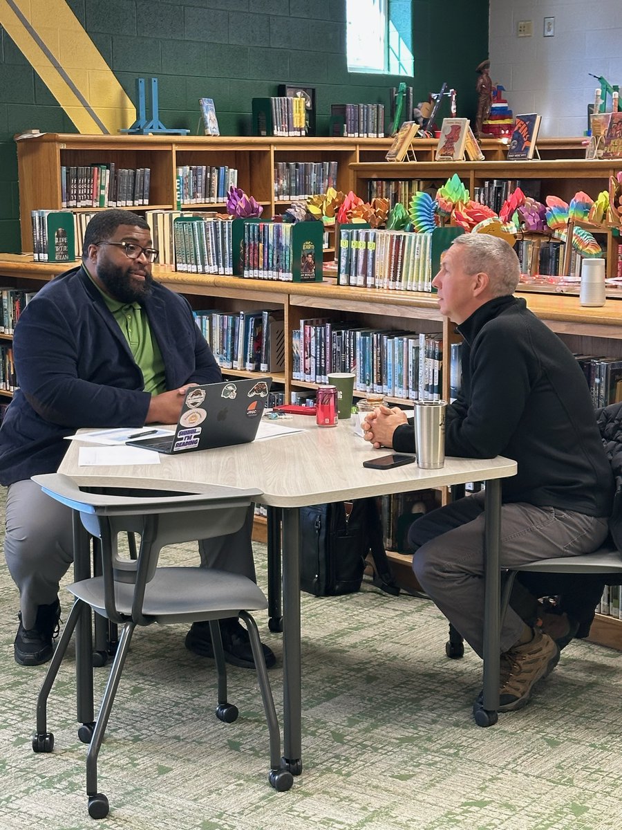 SCPS_HR's tweet image. Saturday’s job fair was a huge success, helping government workers explore opportunities at Stafford Schools. Thank you to all who attended and made this event inspiring and impactful! 📚🍎 #CareerTransition #ElevateStafford #ExcelTogether