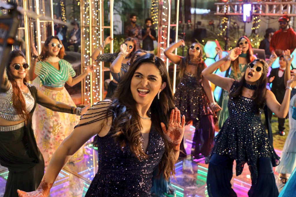 iammoviebuff007's tweet photo. #Dragon - This Small Sangeeth Portion and #KayaduLohar's Dance was..🔥👌 https://t.co/KhAmSW95PT