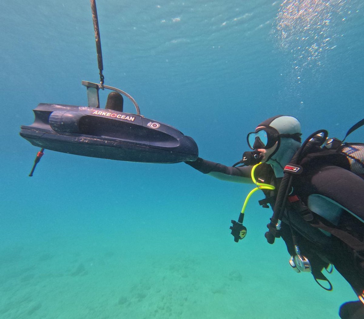cmmicyprus's tweet image. 📣 Franco-Cypriot cooperation unveils #EONIOS, the world’s first resident Autonomous Underwater Vehicle Swarm System during Live Demonstration event❗️

A live #demonstration at sea of swarms of Autonomous Underwater Vehicles (#AUVs) took place today at Ayia Napa Marina showcasing…