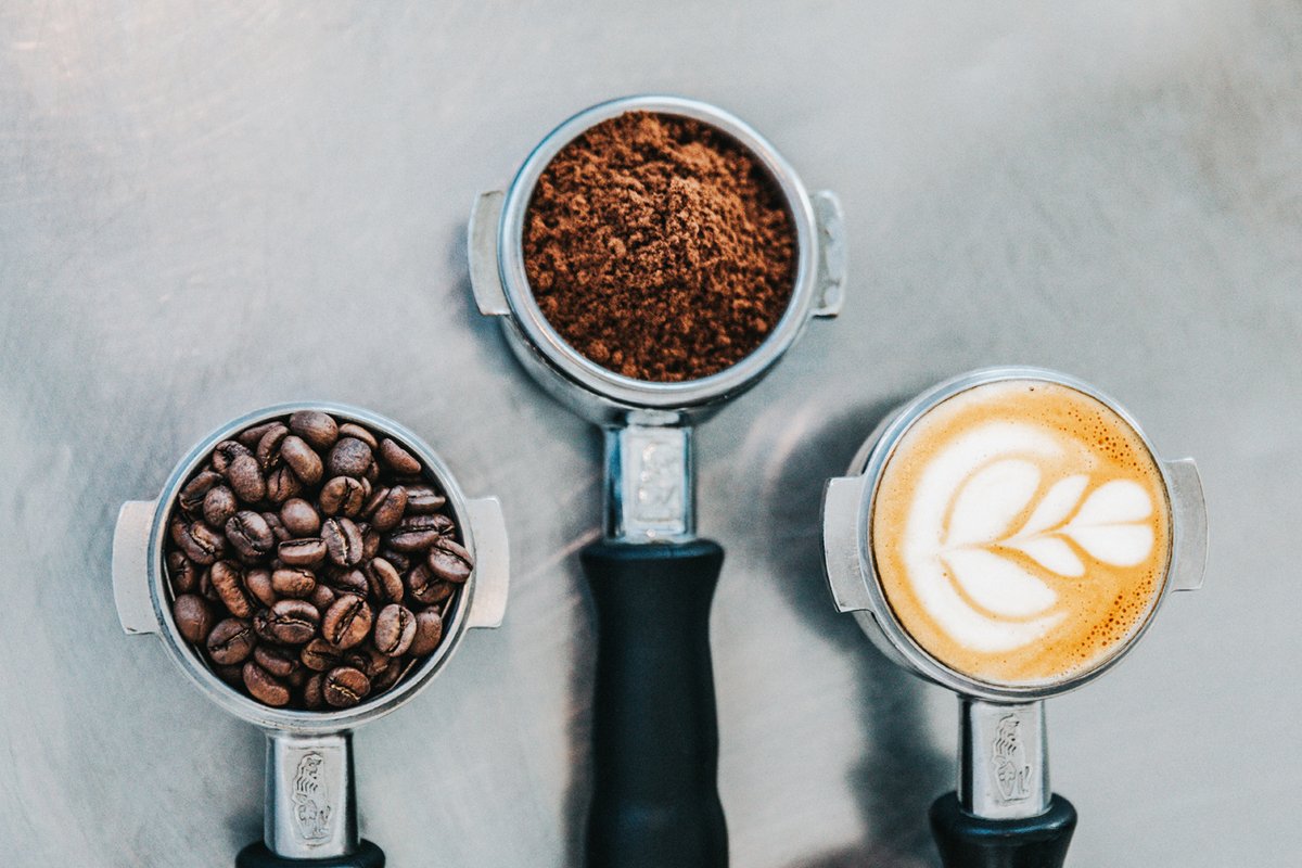 Pónaire means bean in Irish—and great coffee in Newport, Co. Tipperary! ☕🌍 Their new seasonal range is sustainably delivered by sailboat, thanks to Belco’s decarbonising initiative. Learn more at ponaire.ie
#SustainableCoffee