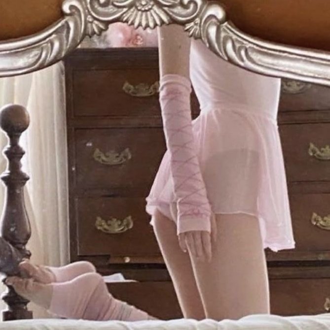 you will have to pry butchfemme rhaenicent out of my cold dead hands