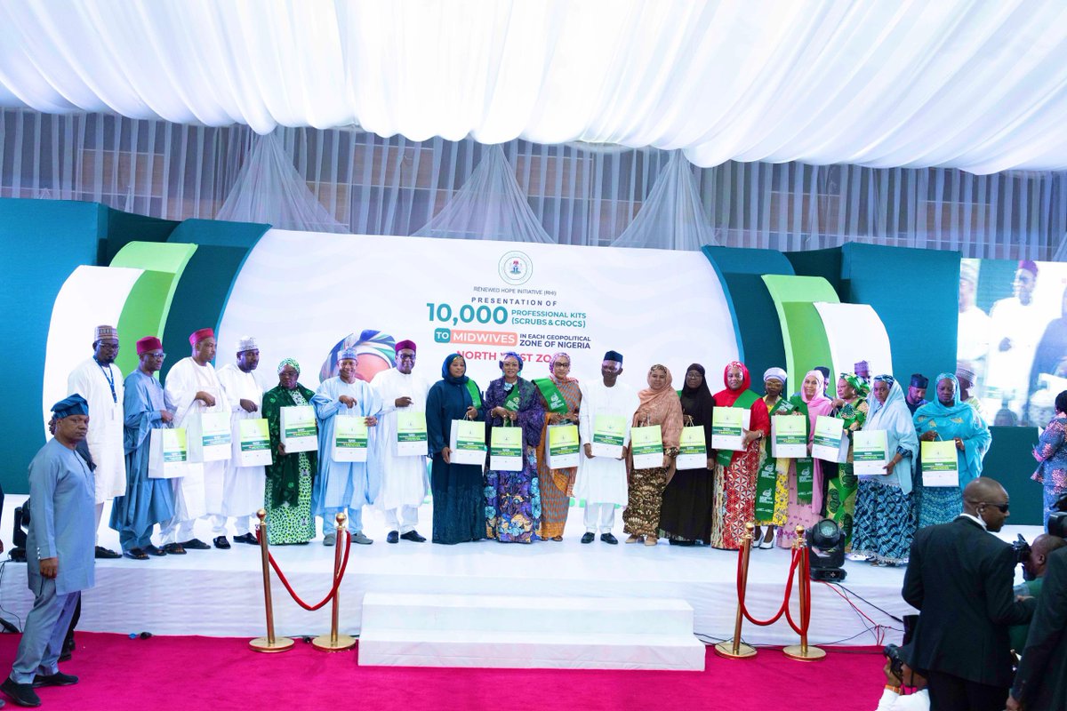 ubasanius's tweet photo. Today, I had the honour of serving as the Chief Host as Her Excellency, the Mother of the Nation, Senator Oluremi Tinubu, CON, OON distributed 10,000 professional kits to midwives in the North-West under the Renewed Hope Initiative Health Program. The event took place at the Yar’Adua Hall, Murtala Square, Kaduna. 

Today's event is another demonstration of Her Excellency's deep concern for the welfare of Nigerian women, and indeed the vulnerable and underserved in our society. Her Excellency and our dear President, Bola Ahmed Tinubu, GCFR have been designing and implementing innovative programs aimed at addressing developmental deficits and giving our people a new lease of life.
