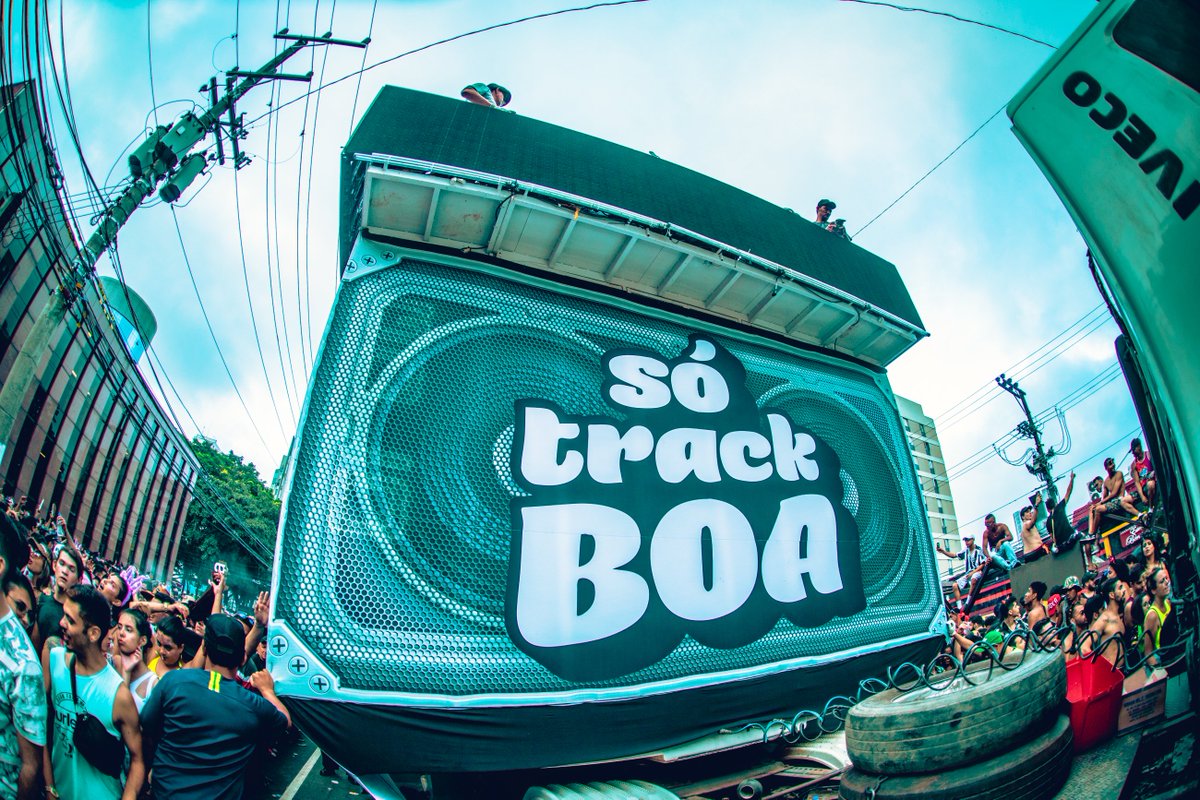 sotrackboa's tweet photo. esse calor de 40º graus, pré carnaval... só me lembra uma coisa: STBLOCO SP 2020 😮‍💨💙 

QUE SAUDAAAAADE DESSA BAGUNÇA https://t.co/LQVtQam27L