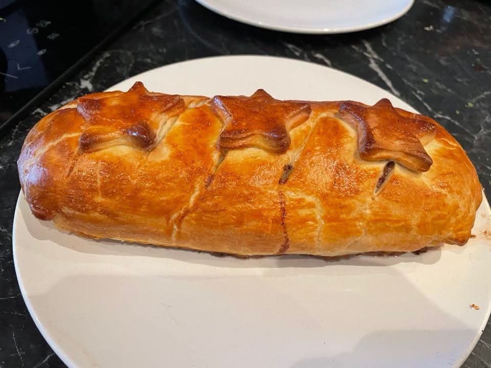 horrocks1963's tweet photo. @RickSteinRest 
I followed Rick’s venison wellington recipe for Sunday lunch yesterday, I think it turned out very good and was delicious https://t.co/BYR15Jqmx1