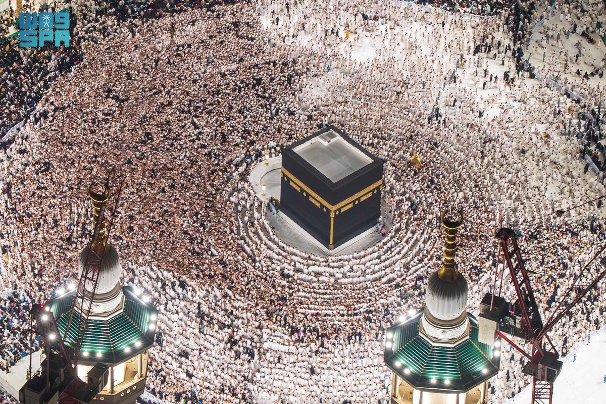 تُعد من أكبر منظومات التبريد في العالم لراحة ضيوف الرحمن..

155 ألف طن تبريد لتلطيف الأجواء في المسجد الحرام وساحاته وممراته.

(شؤون الحرمين)

-