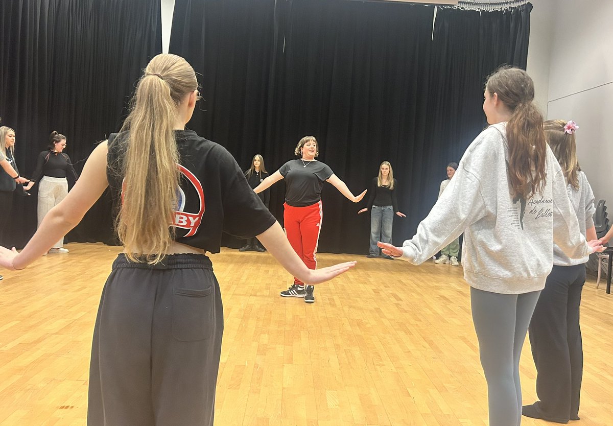 QEStudio and QES Performing Arts tweet media