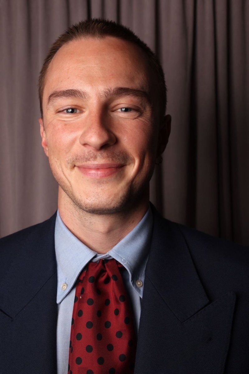 drew starkey stuff tweet media