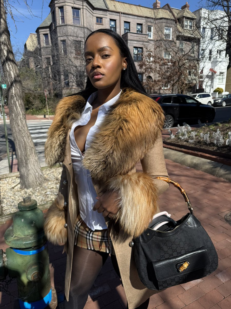 GUACAWOLE's tweet image. 