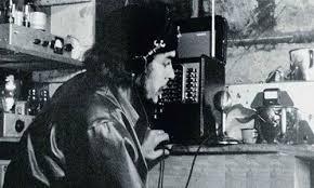 El 24 de febrero de 1958, se fundó en medio de la Sierra Maestra por Ernesto Che Guevara la emisora Radio Rebelde.
#LaHabanaViveEnMí 
#LaHabanaDeTodos