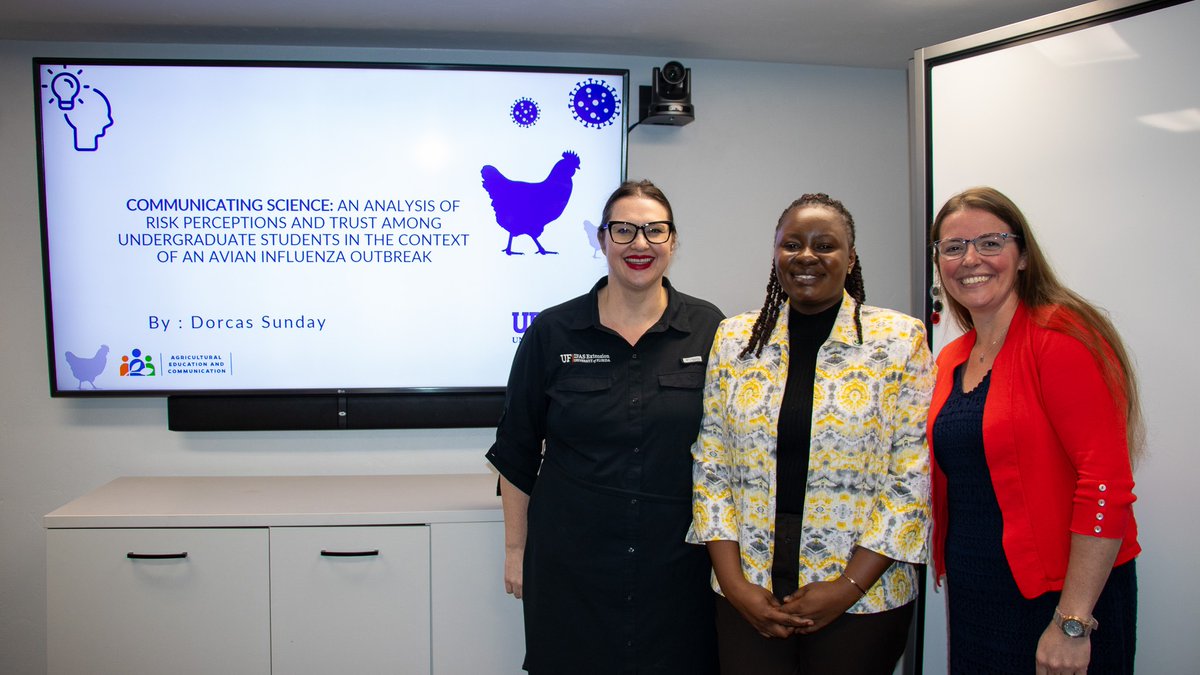 Congratulations to Dorcas Sunday for successfully defending her master's thesis, "Communicating Science: An analysis of risk perceptions and trust among undergraduate students in the context of an Avian Influenza Outbreak." Dorcas was advised by Dr. Baker and Dr. Young!  🎓