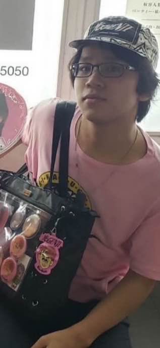 brack_chmd's tweet photo. @GENJI_0819 おにいさんイケメンだね https://t.co/kFAzzMOyye