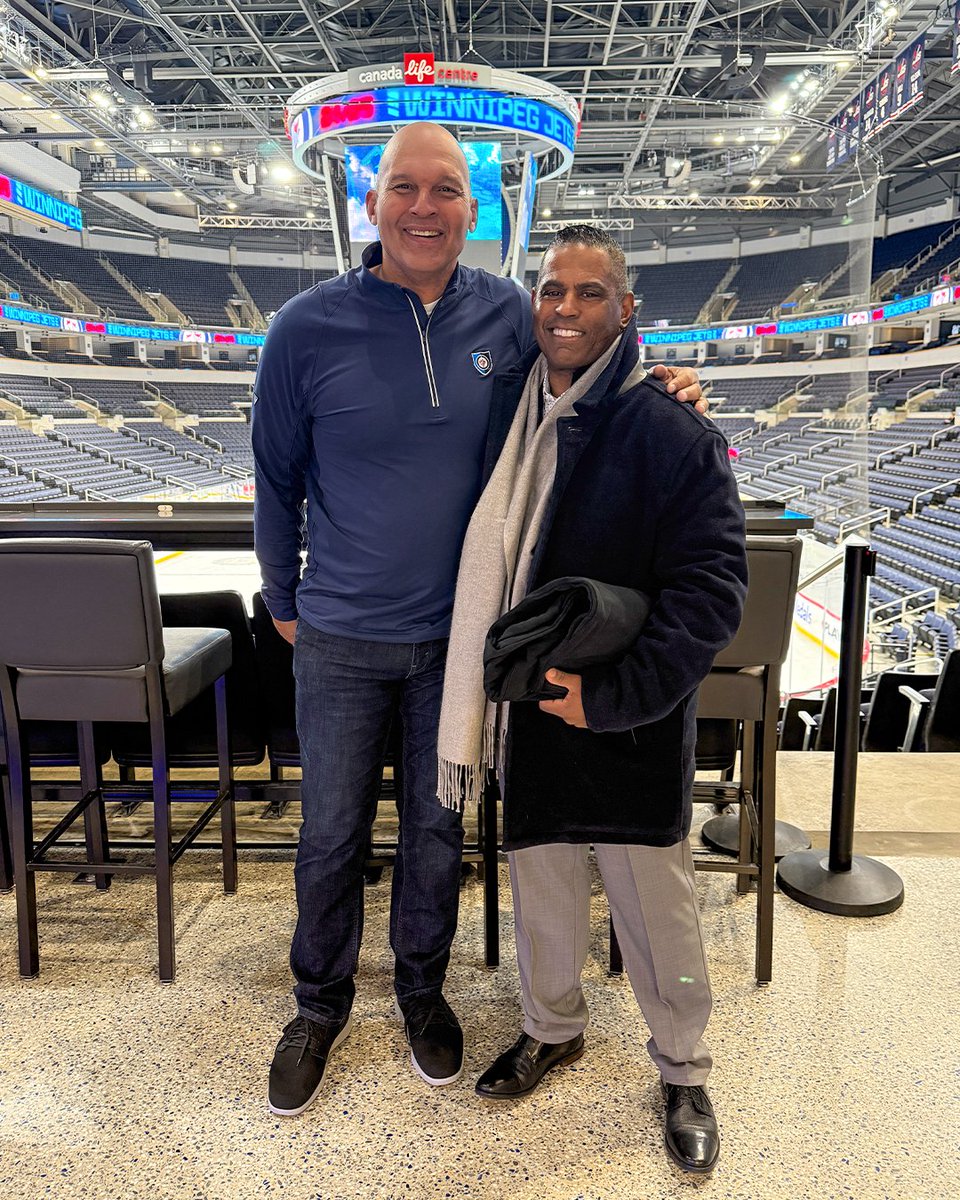Jets 1.0 reunion at tonight's game with Ray Neufeld and Pokey Reddick in the building! ✈️