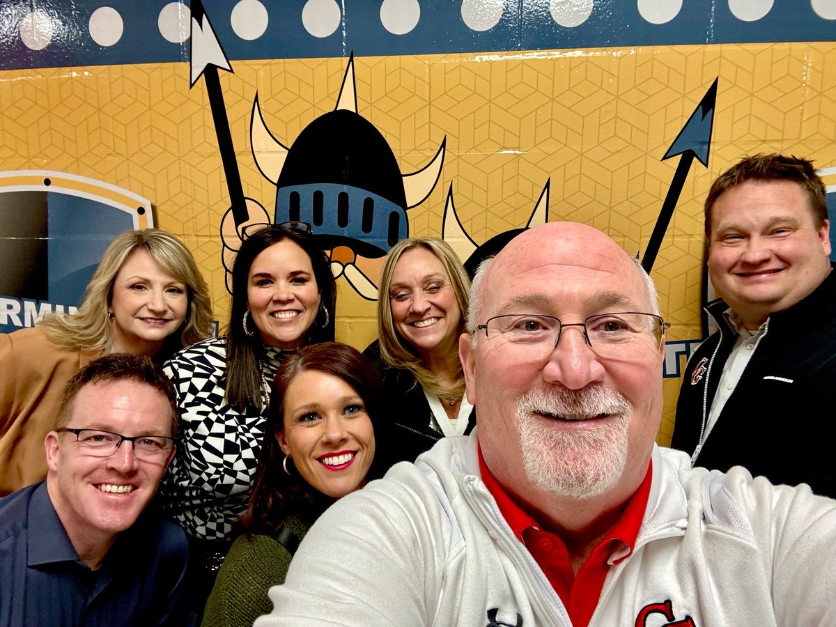 center_grove's tweet photo. Thank you to @NorthGroveVikings principal Ron Siner for joining Dr. Long and his leadership team on their visit to NGES today! 

#GrowWithCenterGrove #E3CG #ExceptionalEducation #CenterGrovePride #CenterGrove https://t.co/Tpe3UZ4VsW