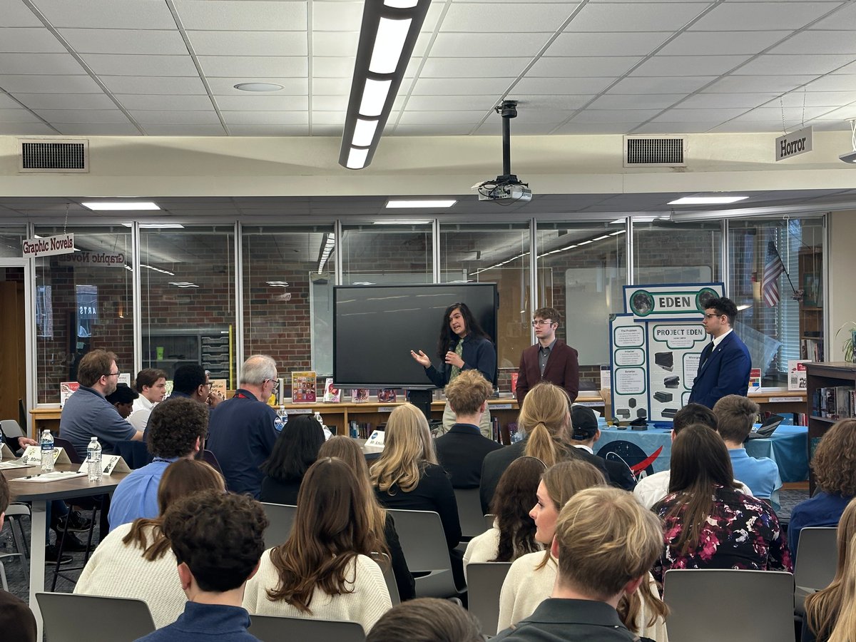 CASA students presented their HUNCH creations to NASA engineers today. Student teams tackle hardware challenges for astronauts and develop prototypes to solve these issues. Top teams are invited to present their findings at the Johnson Space Center. #caccbest #cpsbest