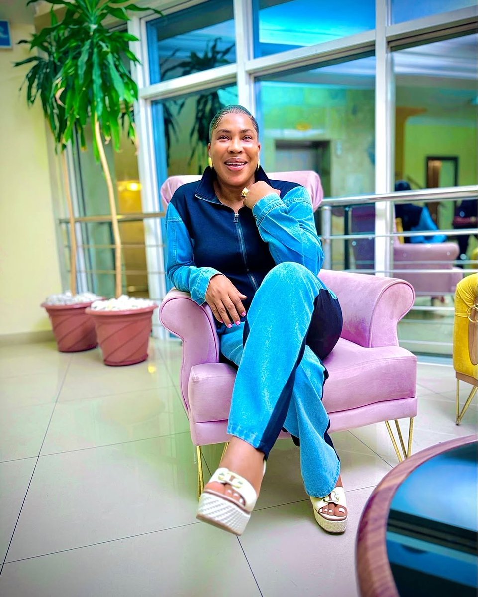 Radiance is a glow that comes from within 😍🥰 #HappyNewWeek