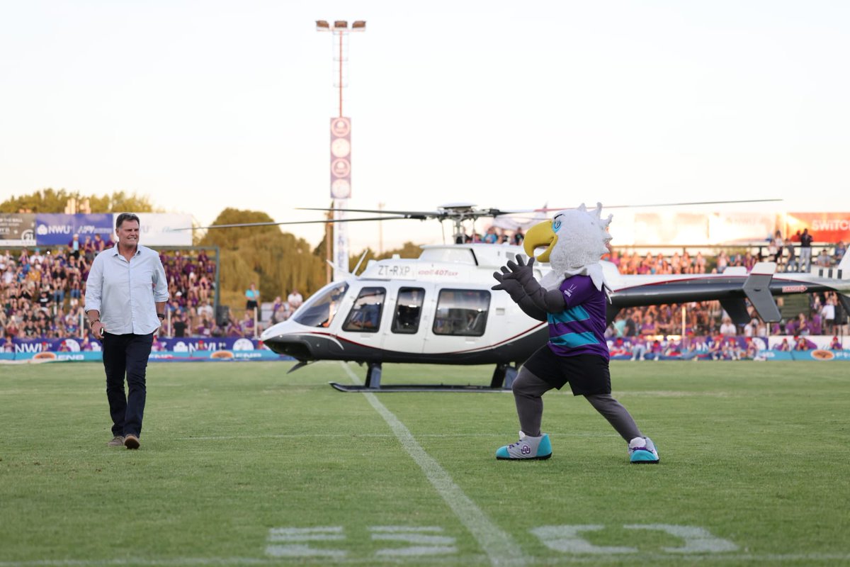 Just Rassie Erasmus out here in Potch coming to watch a FNB Varsity Cup match between the <a href="/theNWU/">NWU - North-West University</a> Eagles and <a href="/MatiesSport/">Maties Sport</a> Maroon Machine. 

👀 Springboks coach taking notes...

#NxtLevel #RugbyThatRocks