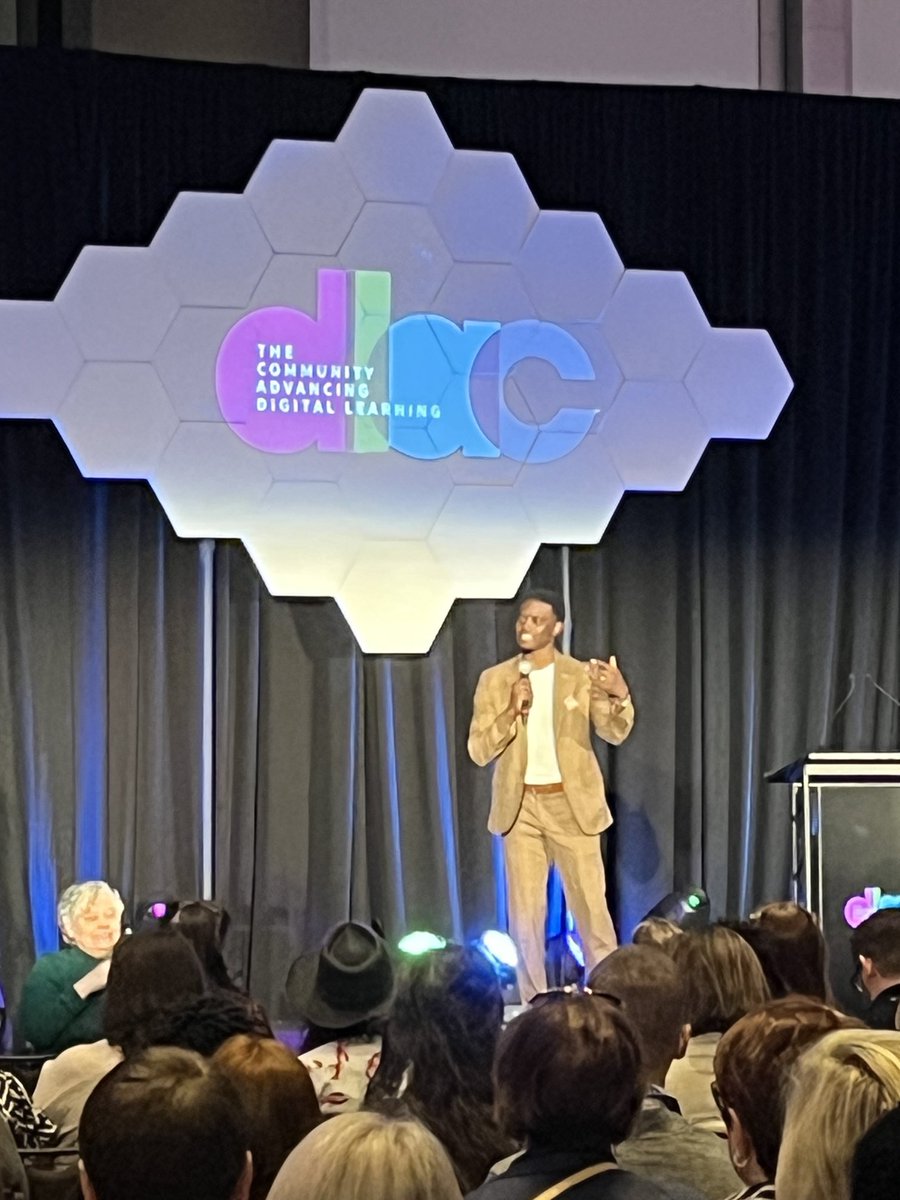 Kim Loomis tweet media