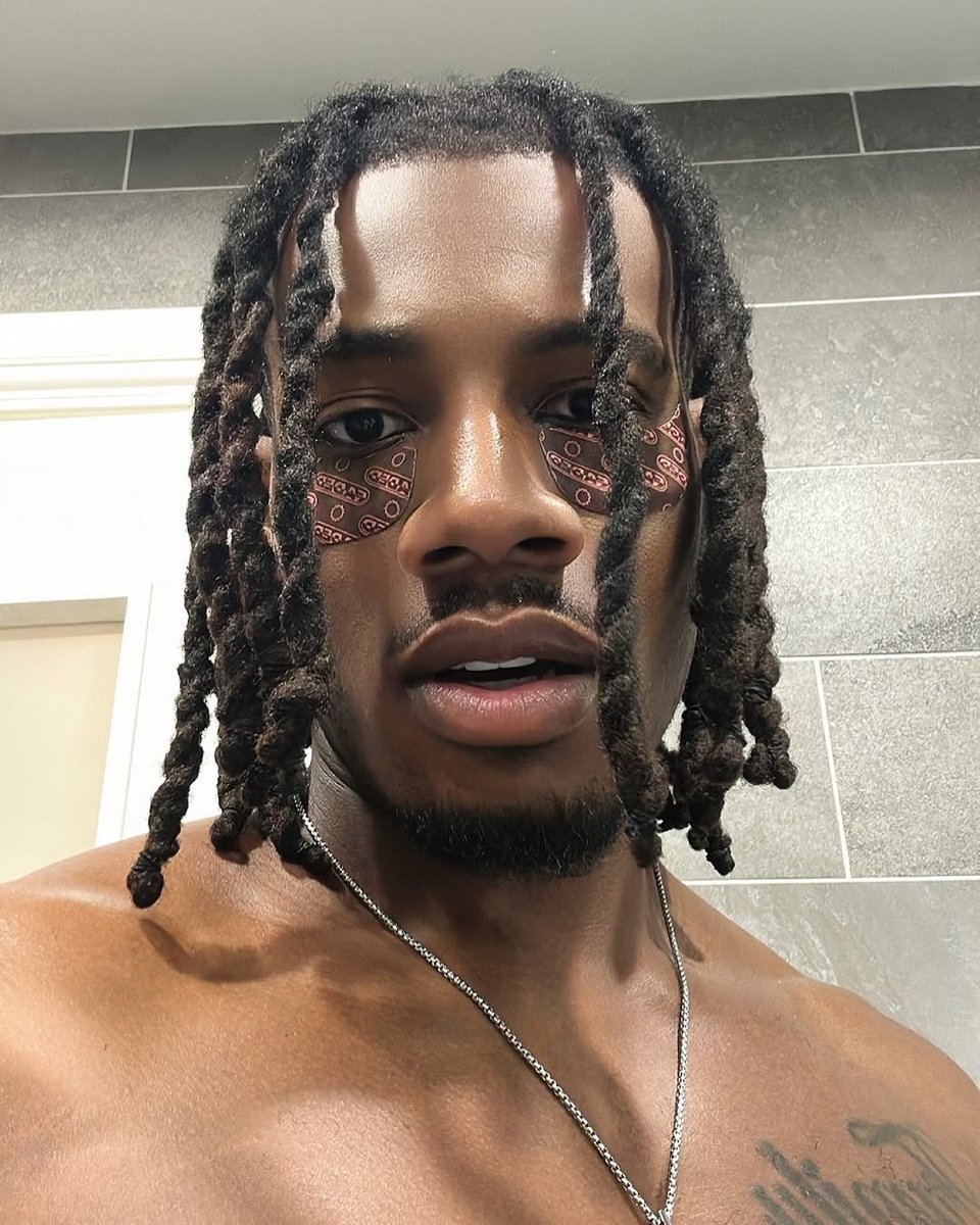 galactamelanin's tweet image. men who prioritise skincare &amp;gt;&amp;gt;&amp;gt;