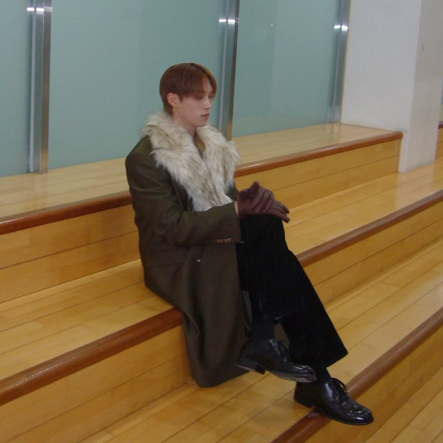 pretending that i don’t care about the personal piwon insta so they come faster
