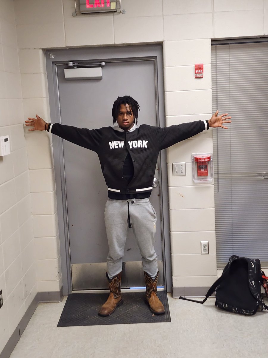 SelmaRecruit's tweet image. Samarion Woods
@ScooterWoods26 
Class 2026
5'11 170 ATH
4.5 40
@SelmaHighSaints 
hudl.com/v/2QhVvX