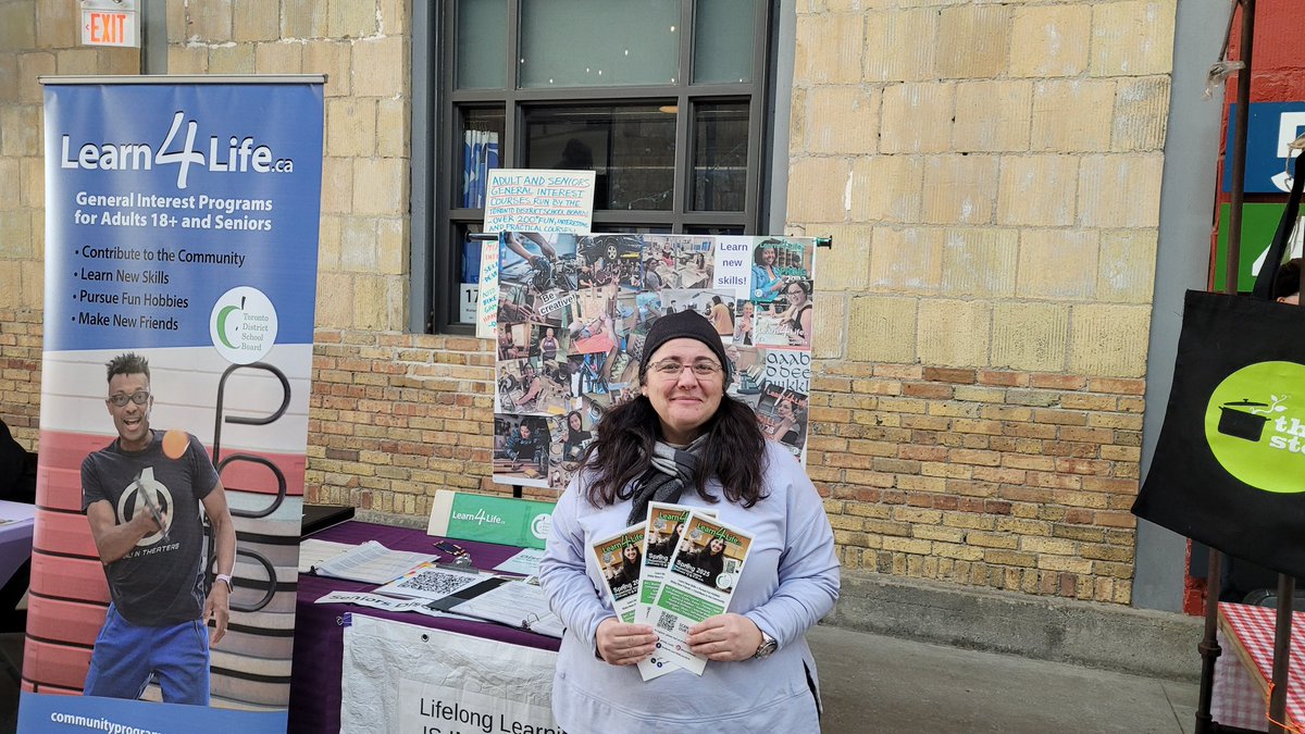 CUPE4400's tweet photo. TEW/CUPE4400 member at Wychwood Farmers Market promoting the Learn4Life program. https://t.co/HFXD78N6Z0