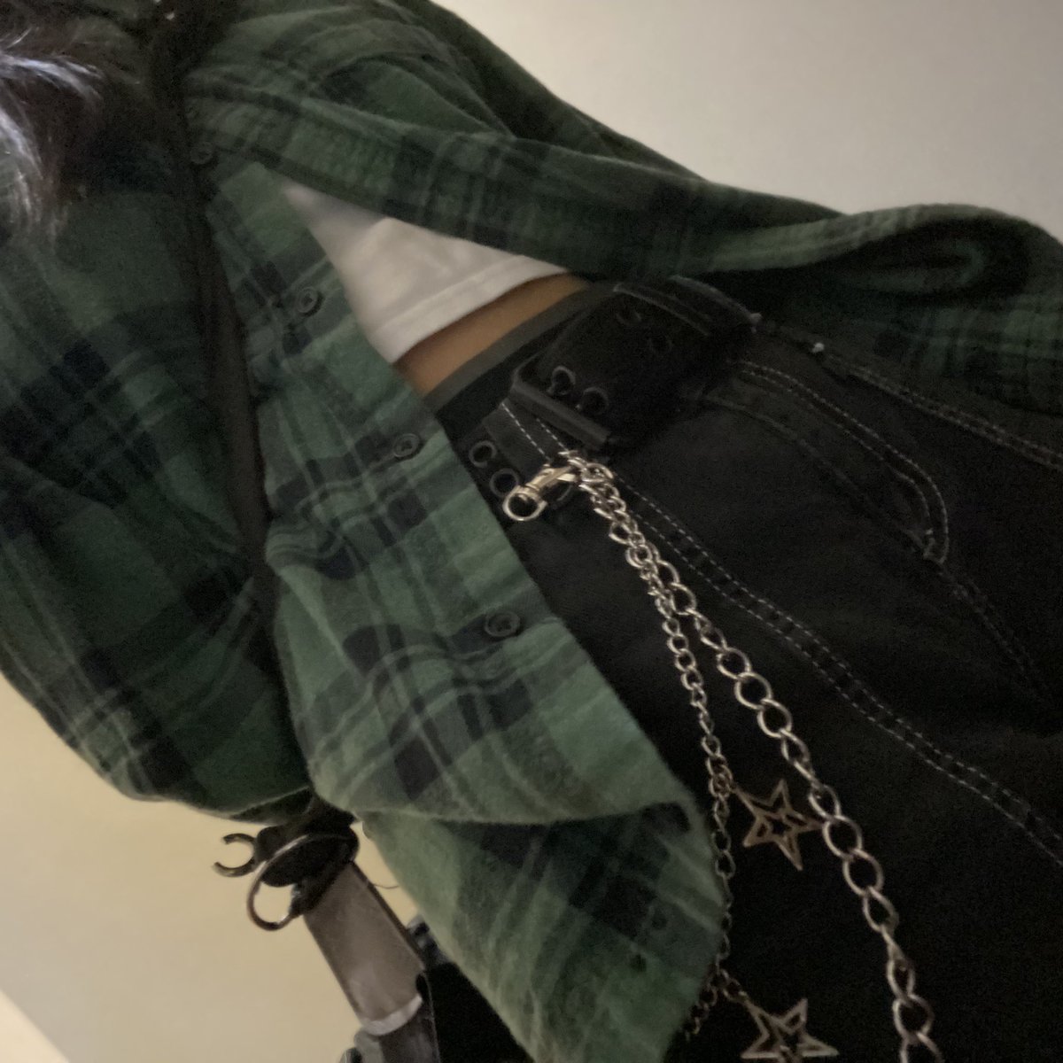 messengrcher's tweet photo. outfit inspired by latest #moonlite magazine mitsuki’s fit https://t.co/I6li5V31q1