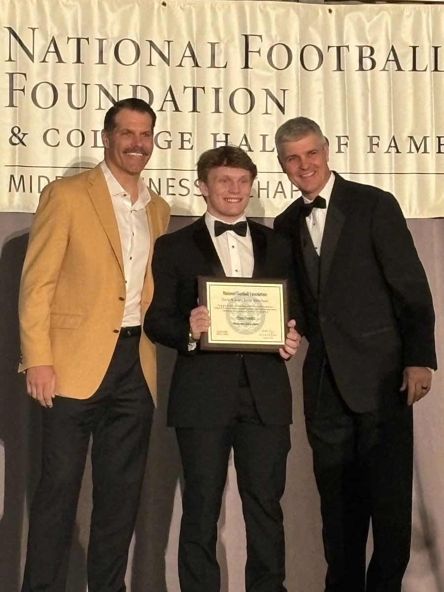MBA Athletics (@mbaathletics) on Twitter photo Excellent on and off the field! Elias Franks ('25) earns this week's sports spotlight after receiving the Admiral William P. Lawrence Award from the <a href="/NFFNetwork/">National Football Foundation</a>.
The award recognizes Elias for his academic and athletic achievements as the top high school football scholar-athlete Excellent on and off the field! Elias Franks ('25) earns this week's sports spotlight after receiving the Admiral William P. Lawrence Award from the <a href="/NFFNetwork/">National Football Foundation</a>.
The award recognizes Elias for his academic and athletic achievements as the top high school football scholar-athlete