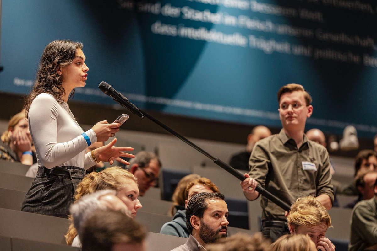 Er is een hoop werk aan de winkel voor onze veiligheid:

1) Oekraïne militair steunen en robuuste vrede door kracht vormgeven
2) Militaire capaciteiten binnen NAVO versterken
3) Onze weerbaarheid vergroten

Het goede nieuws: we kunnen dit als we nu in actie komen!