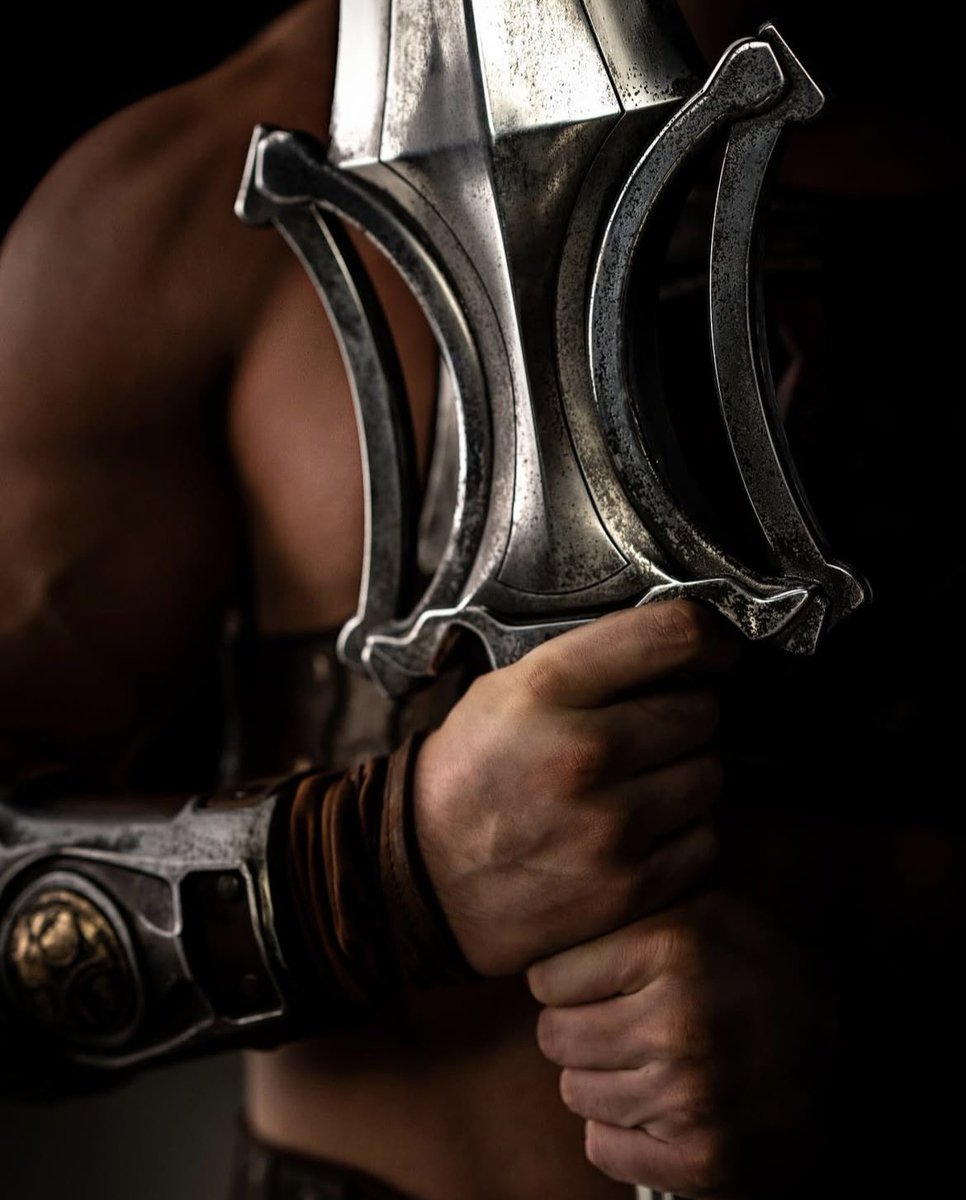 elysiansk8's tweet image. A migalha de sneak peek do He-man, mas que migalha viu ksksksks 👄