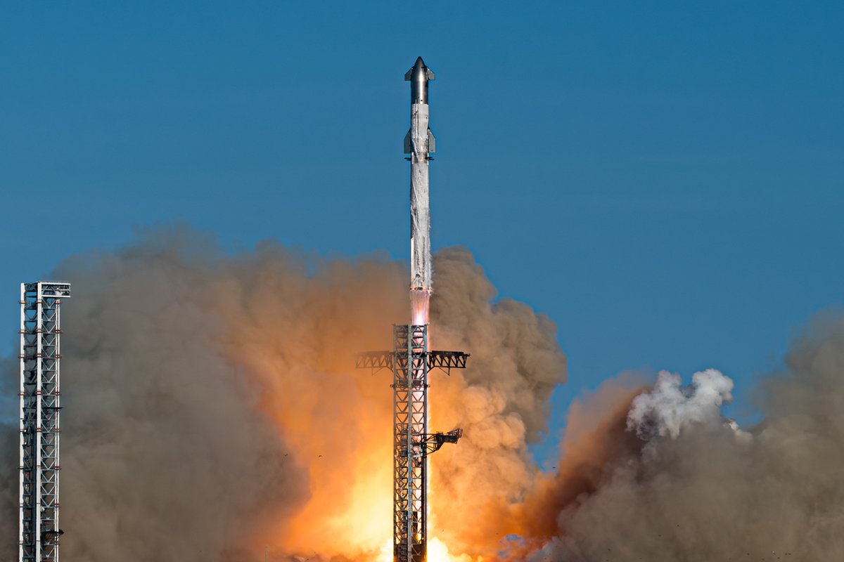 johnkrausphotos's tweet image. Starship Flight 8 is scheduled for no earlier than Friday, February 28