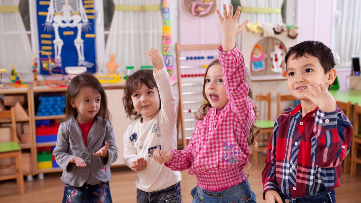 "These theater activities help early learners build literacy, speech, motor, and social and emotional skills while they’re having fun."

@Edutopia highlights the value of dramatic games for the growth, joy &amp; confidence of preschool students: buff.ly/41vMsT1 

#Playmatters