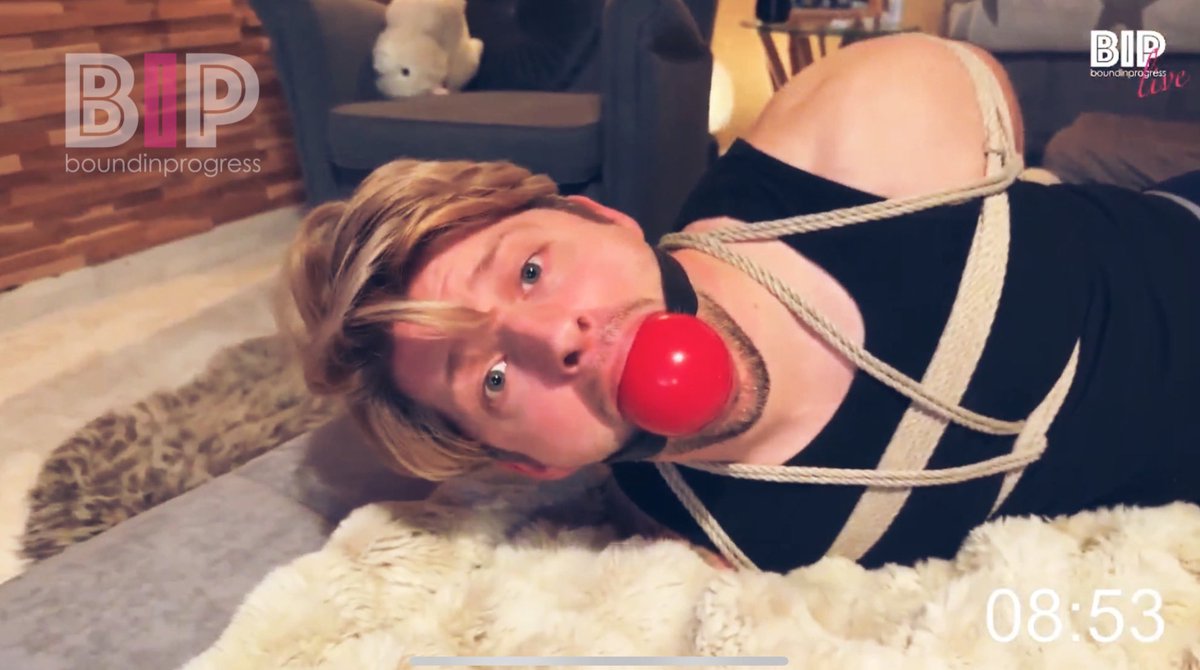 Zack called it „the jawbreaker“ 🥵😈
#boundinprogress