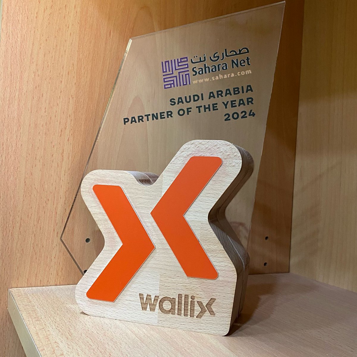 تفخر #صحارى_نت بتكريمها من قبل <a href="/wallixcom/">WALLIX</a> كأفضل شريك في المملكة العربية السعودية.
آتى ذلك مع التزامنا الاستراتيجي في حماية البنية التحتية لـ OT/IT، والذي يتماشى مع #رؤية_السعودية2030 لتمكين المملكة من أن تصبح رائدة عالميًا في مجال #الأمن_السيبراني.

#Sahara_Net is honored to be