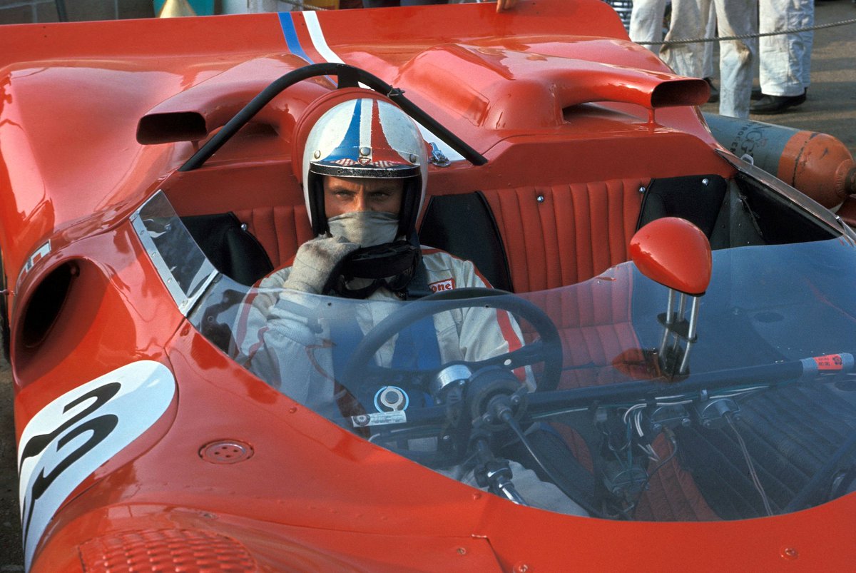 jungle_jack's tweet photo. New Zealand driver Chris Amon in a Ferrari 330 P4  at Can-Am race (Canadian American Challenge Cup), 1967. #NFTs #NFTphotography #NFTphotographer https://t.co/0s3PUChW6G