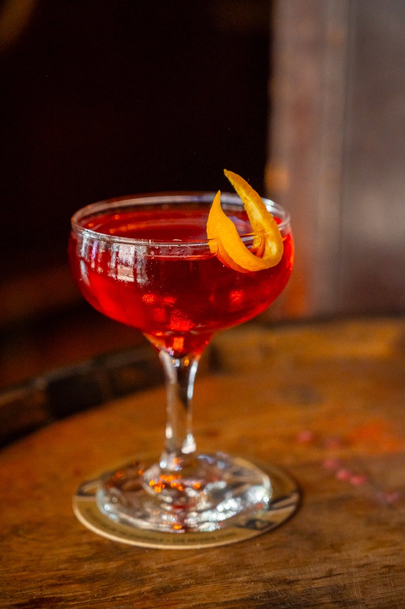 The Esquire Tavern tweet media