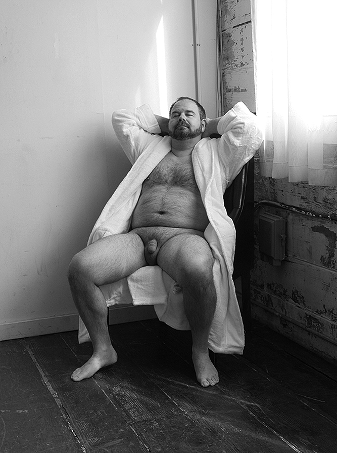 We love #MonochromeMonday, don't we?