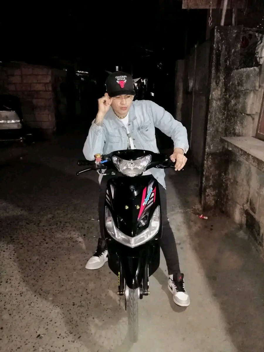stevehalfbaked's tweet photo. Hi available po ako ngayon pm kalang please dick pic sa mag reetweet https://t.co/AWcIeagEaU