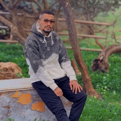 ما فيش حد خير من حد ، غير انتم تحبوا اطيحوا قدركم