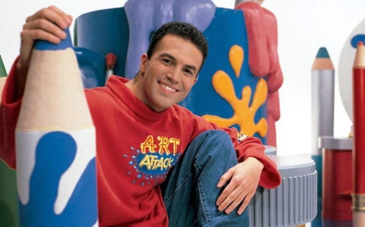 Indie5051's tweet photo. Hoy se cumplen 17 años del fallecimiento de Rui Torres, el presentador de Art Attack que enseñó a toda una generación que no necesitamos ser expertos para ser grandes artistas. https://t.co/ClfSemEP4b