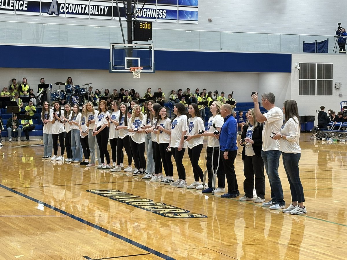 Chargers_vball's tweet photo. Celebrated our 4a voleyball state championship with our ring presentation this past week. 💙🏐 https://t.co/DaqOXQDSNt