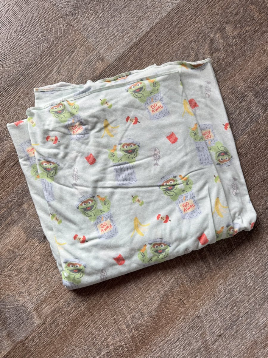 COgirlWIworld's tweet photo. I’m selling these swaddle blankets  for $10 a piece if anyone is interested. The taco one has been used once and the other two were never used, since meatball hated being swaddled. 🙃 Oscar is Copper Pearl brand, the other two are unknown. https://t.co/6YPSDjurKX