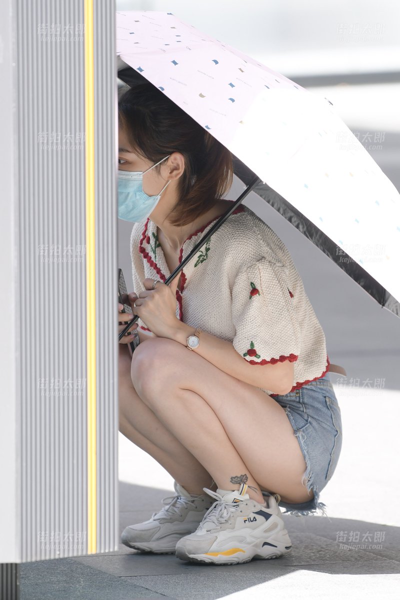 jptailang's tweet photo. 200727-1 清秀热裤小妹 照片132p https://t.co/LrnmQFHw2N